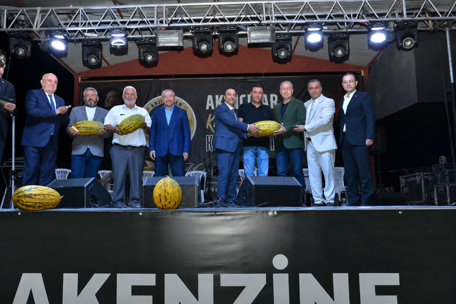 Geçmiş yıllarda Akıncılar Kültür Sanat ve Kavun Festivali görselleri