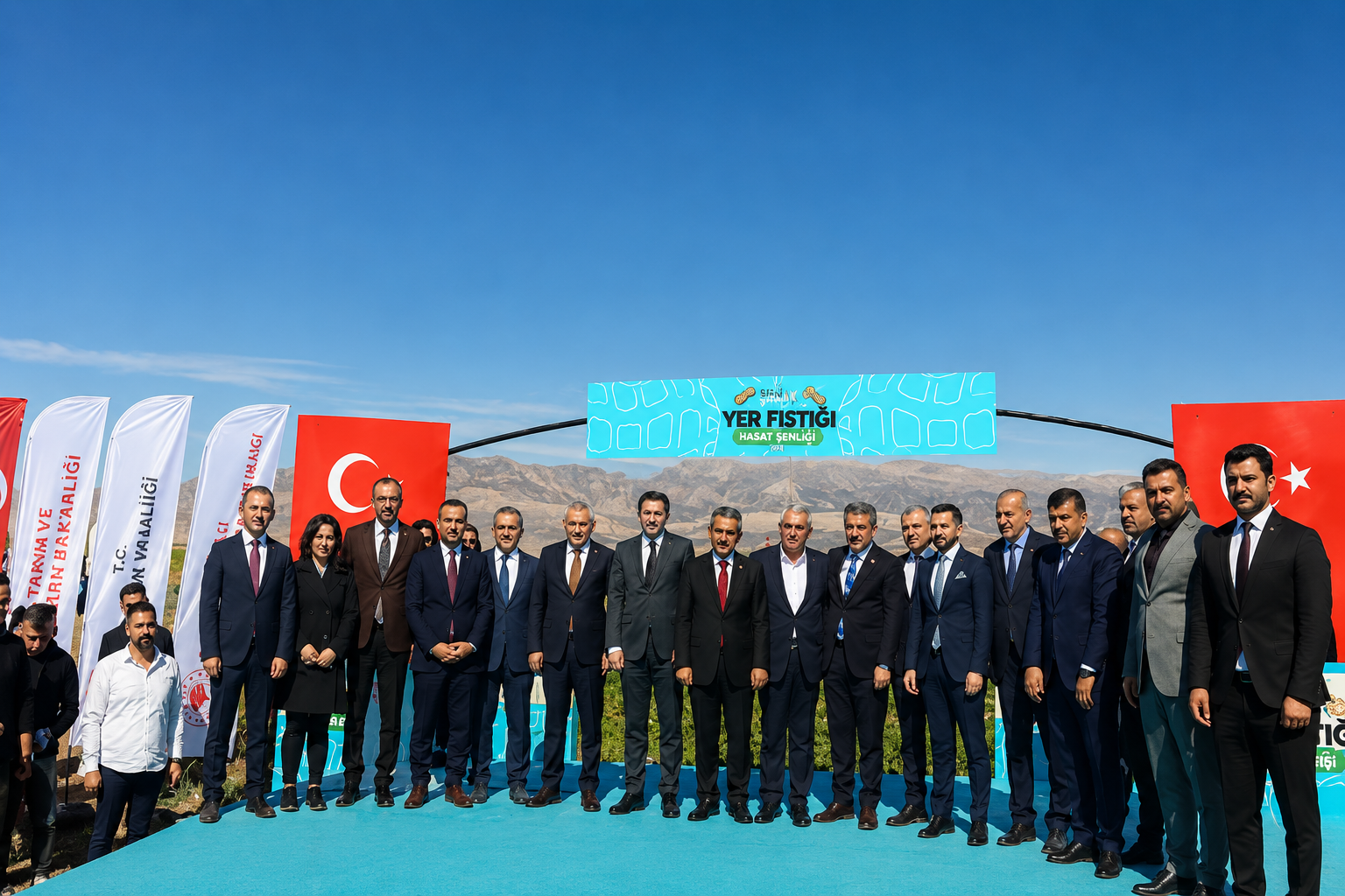 Geçmiş yılların Yer Fıstığı Hasadı görselleri