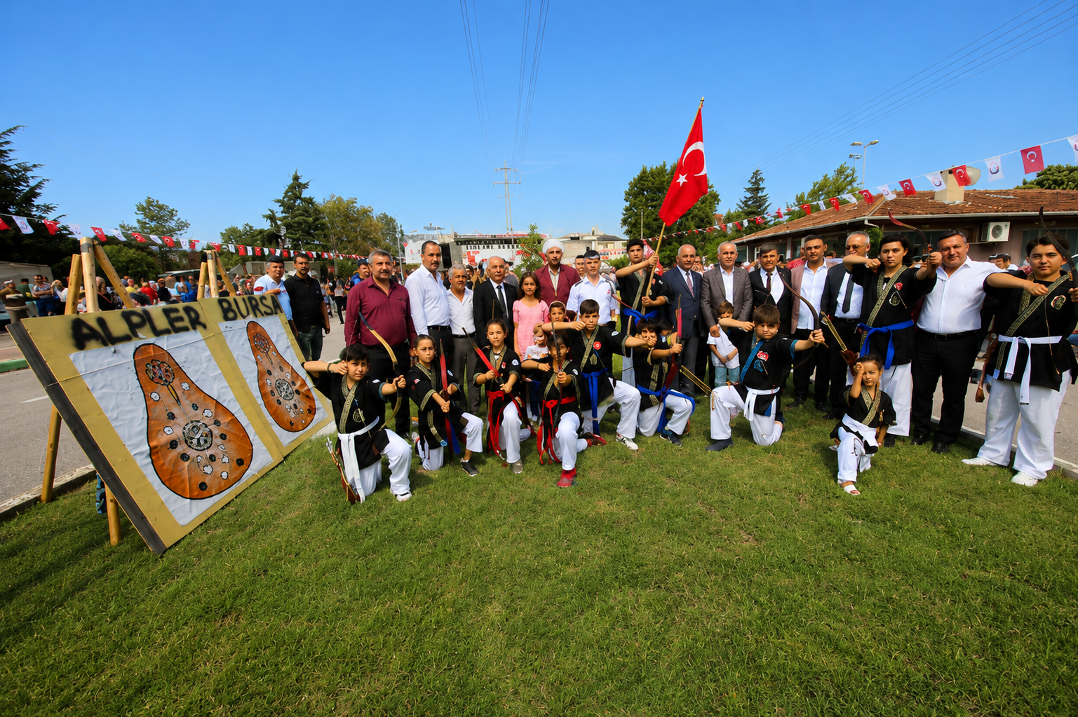 Geçmiş yılların Uluslararası Altın Biber Festivali görselleri