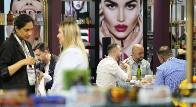 Geçmiş yılların Beauty İstanbul görselleri