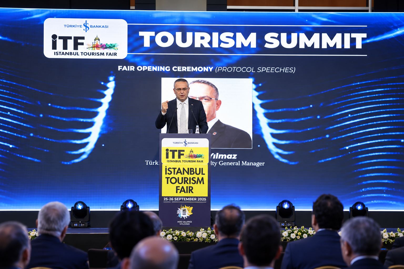 Geçmiş yılların İstanbul Turizm Fuarı görselleri