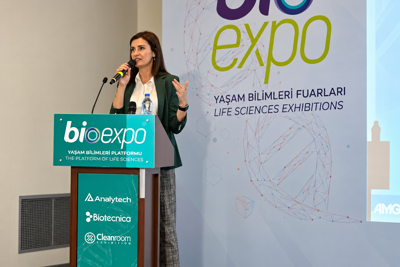 Geçmiş yılların BioExpo Yaşam Bilimleri Fuarı görselleri