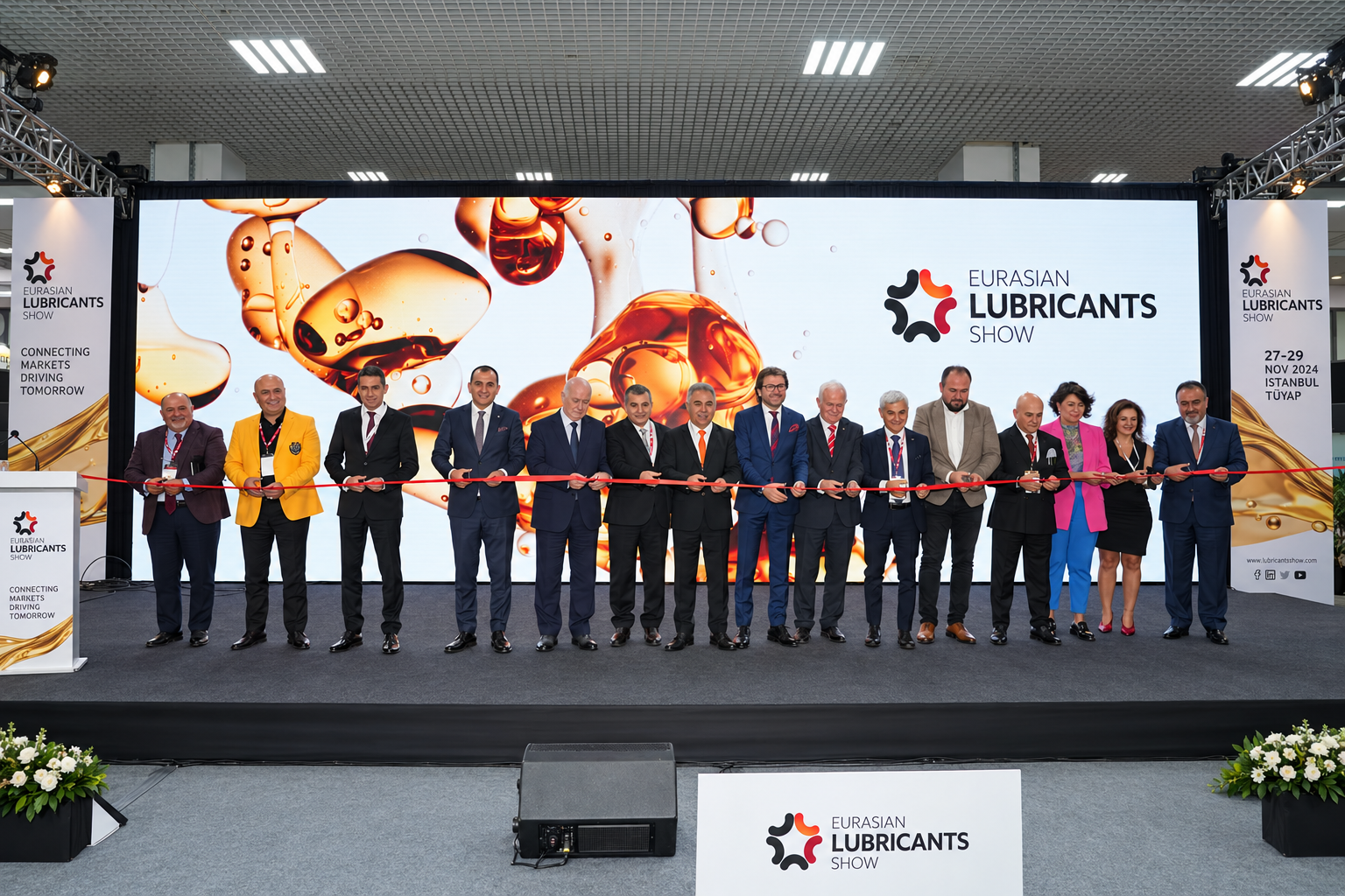 Geçmiş yılların Eurasian Lubricants Show görselleri
