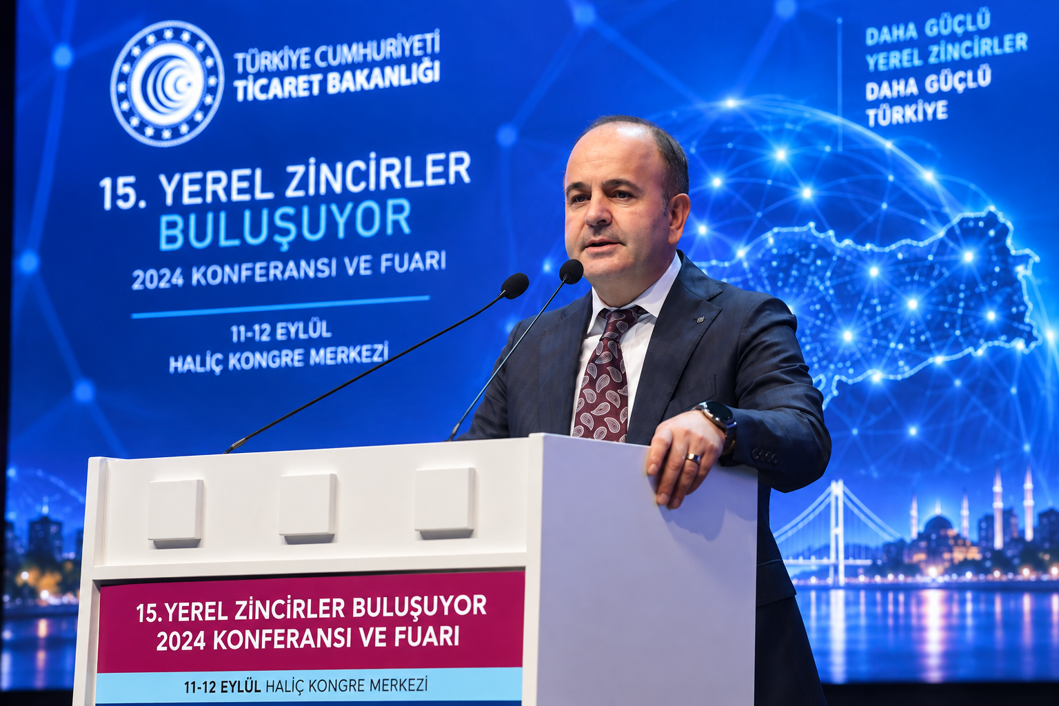 Geçmiş yılların Perakende Zirvesi görselleri