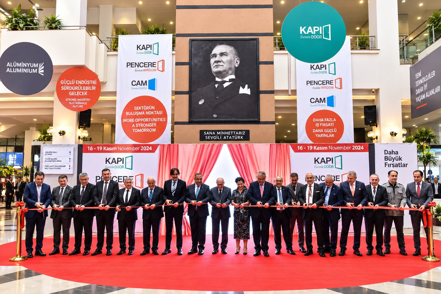 Geçmiş yılların Avrasya Pencere & Avrasya Kapı Fuarı görselleri