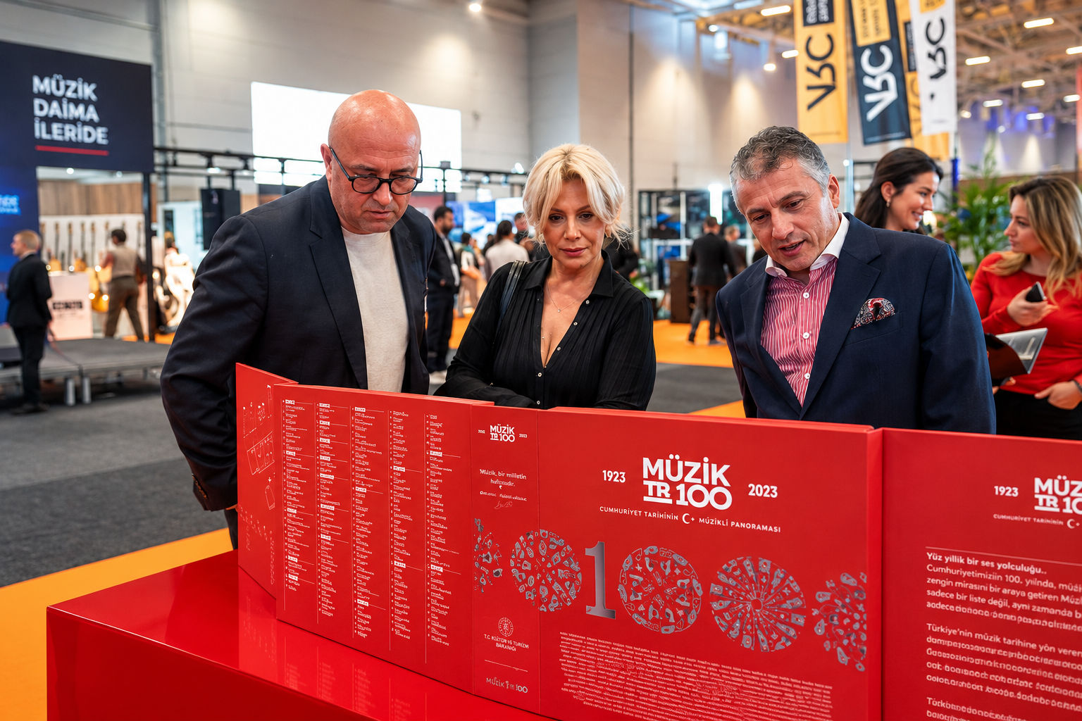 Geçmiş yılların İMEEF Müzik Endüstrileri Fuarı görselleri