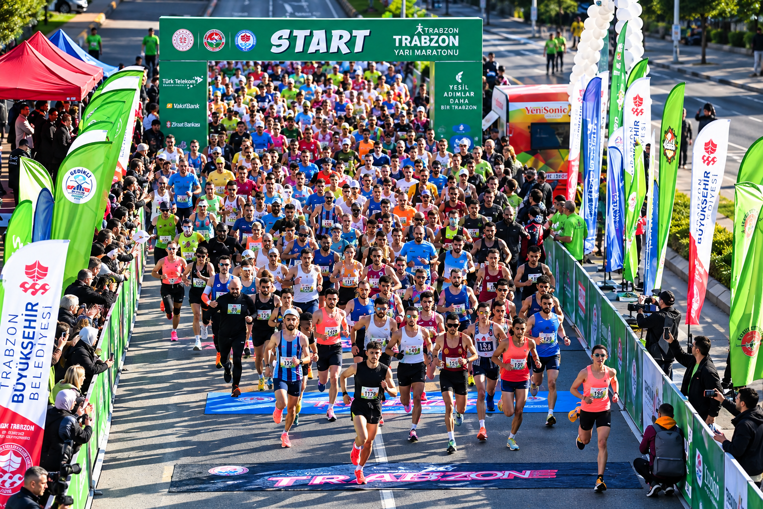 Geçmiş yılların Trabzon Yarı Maratonu görselleri