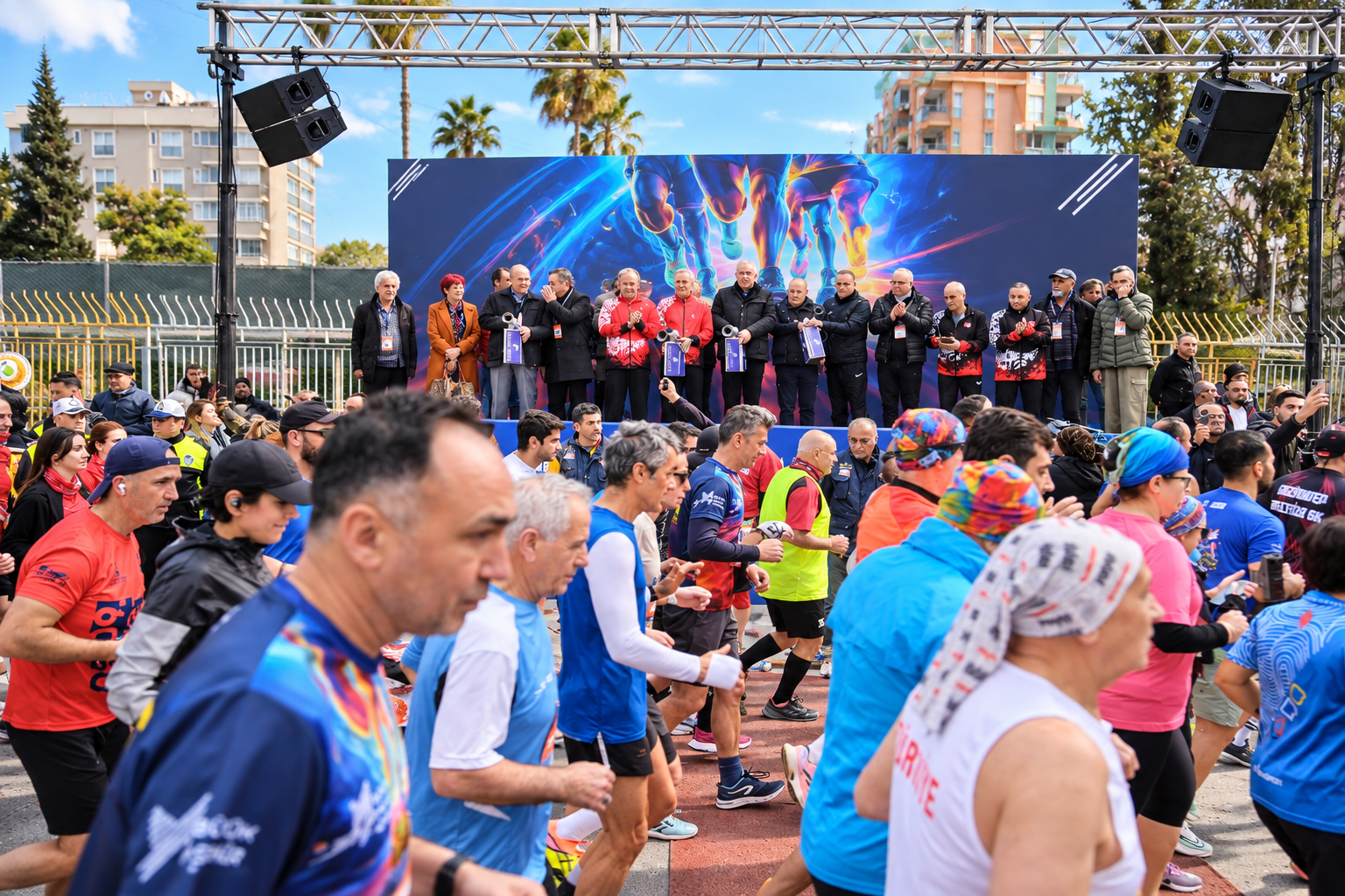 Geçmiş yılların Adana Kurtuluş Yarı Maratonu görselleri