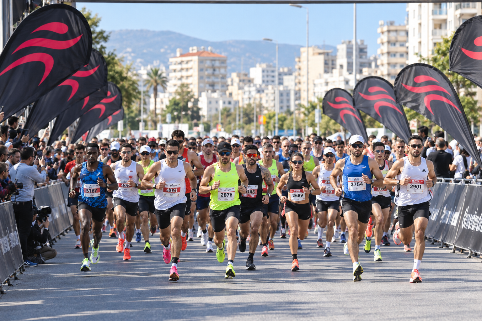 Geçmiş yılların Runtalya Marathon Hafta Sonu görselleri