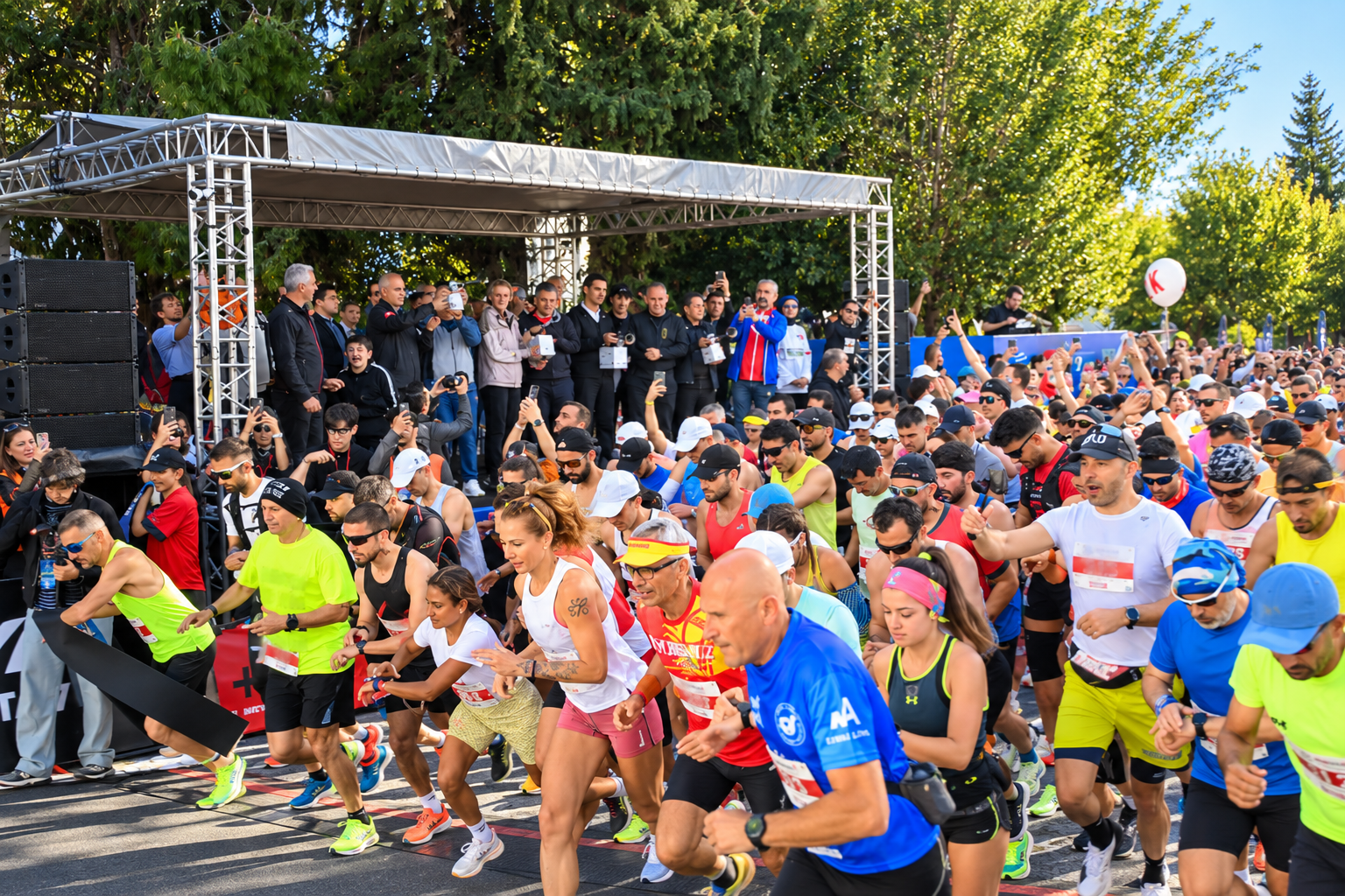 Geçmiş yılların Runtalya Marathon Hafta Sonu görselleri