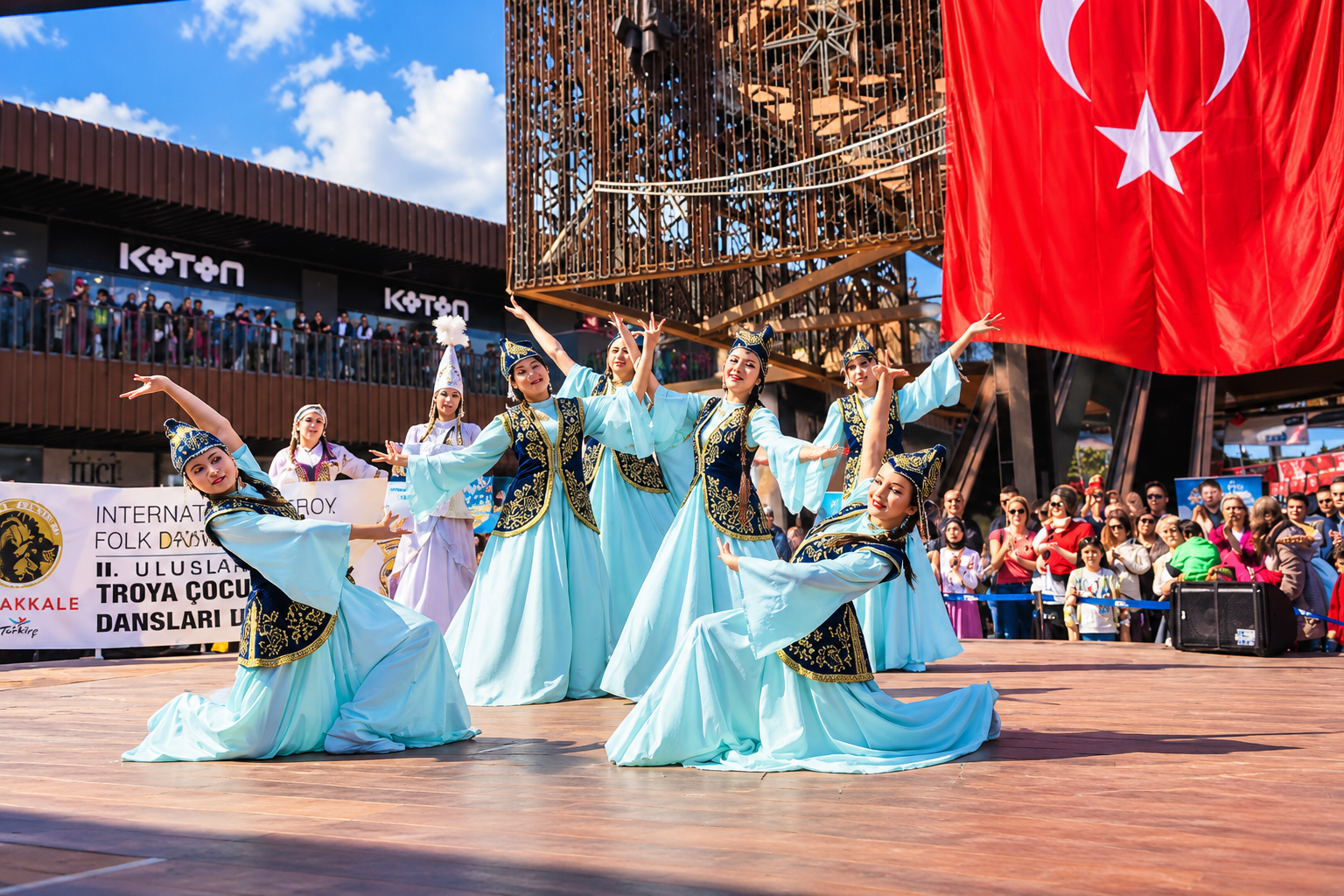 Uluslararası Troya Çocuk ve Gençlik Halk Dansları ve Müzik Festivali 2027
