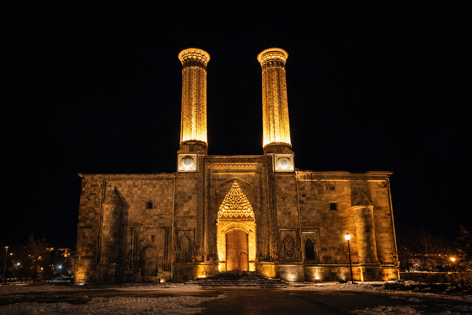 Çifte Minareli Medrese