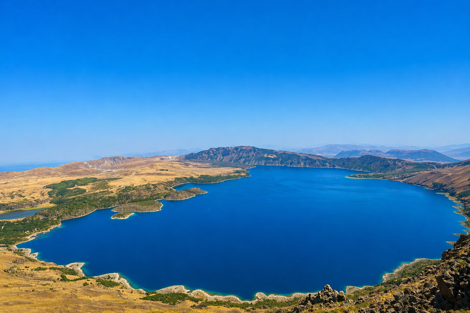 Nemrut Krater Gölü