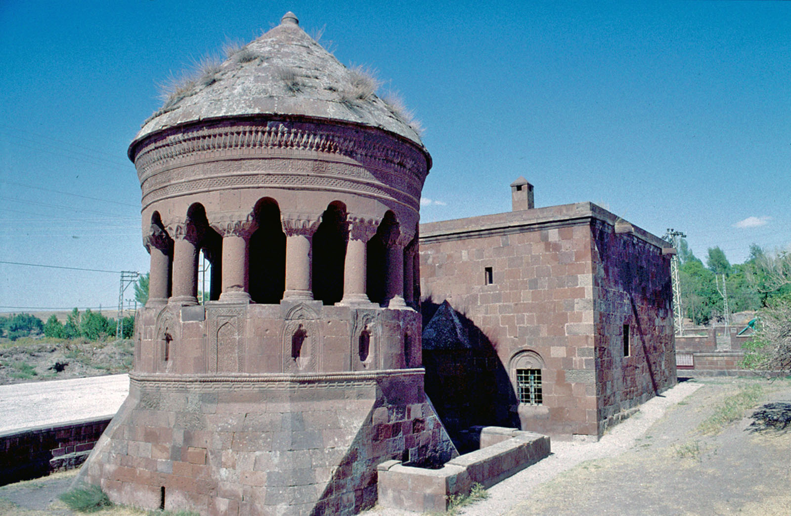Ahlat Kümbetler ve Selçuklu Mirası Rotası: Taşın Hafızasında Bir Gün — Bitlis kültür rotası görseli
