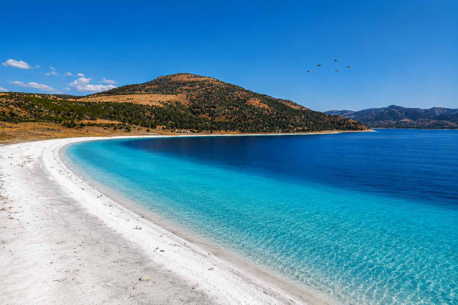 Salda Gölü’nde Mavinin Sessiz Hâli — Burdur kültür rotası görseli