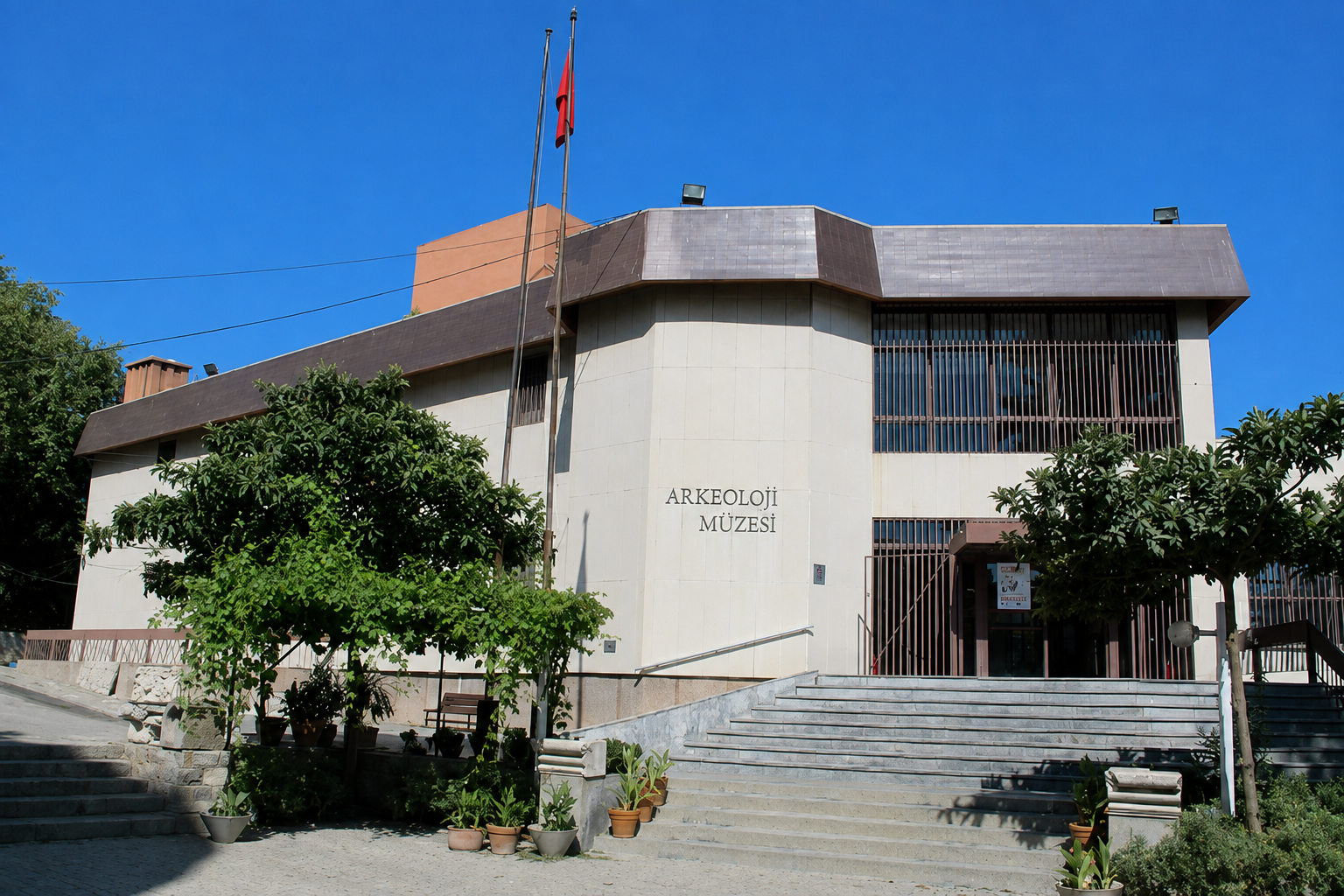 İzmir Arkeoloji Müzesi — İzmir kültür rotası görseli