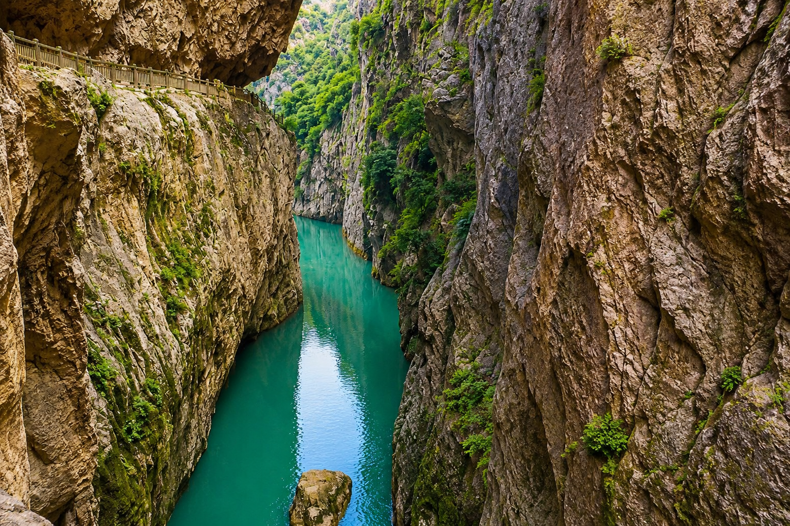 Kapıkaya Kanyonu&rsquo;nda Sizi Nasıl Bir Atmosfer Bekliyor?
