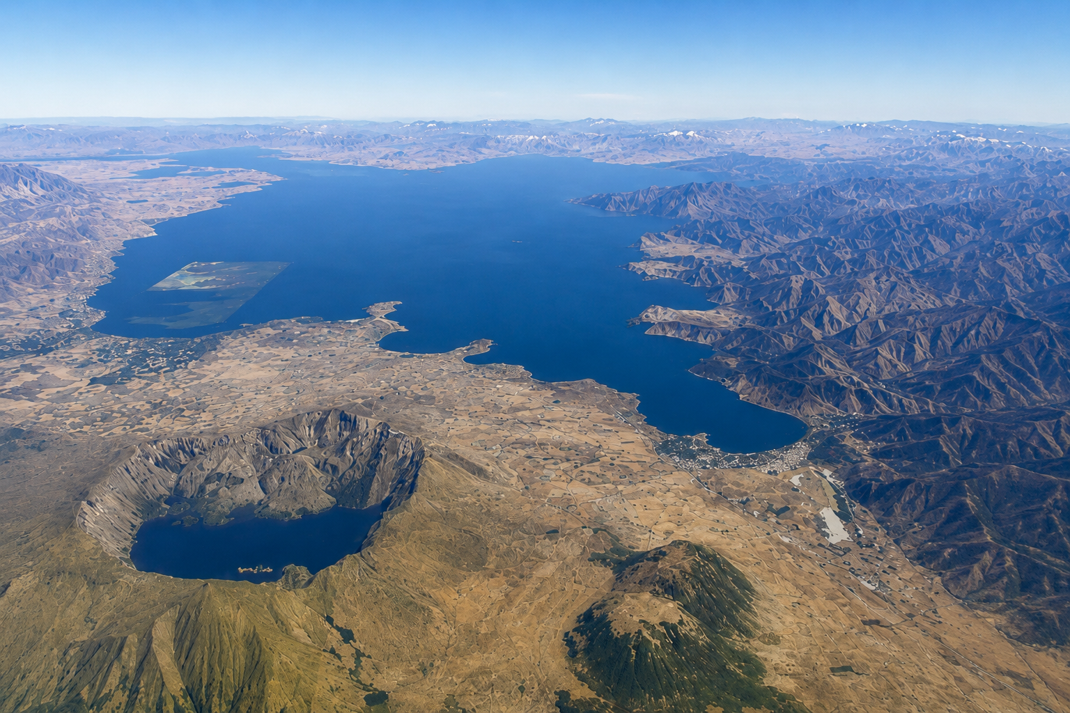 Tatvan&rsquo;dan Nemrut Krater G&ouml;l&uuml;&rsquo;ne Yolculuk