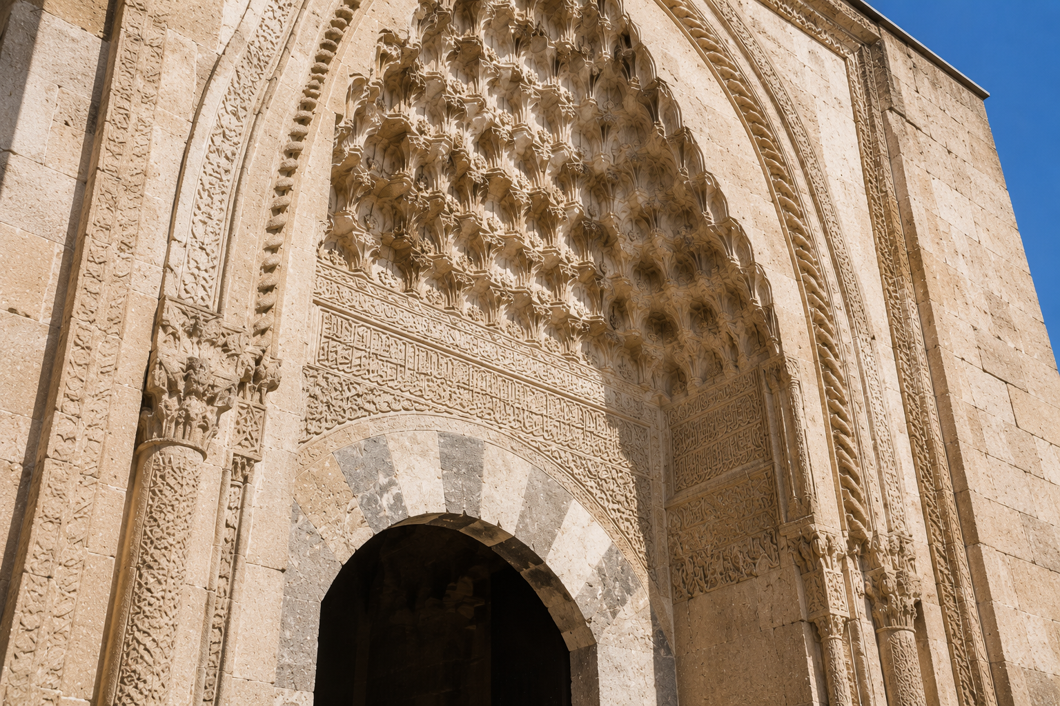 Bitlis İhlasiye Medresesi: Taşın İçinde Saklı İlim Hafızası — Bitlis kültür rotası görseli