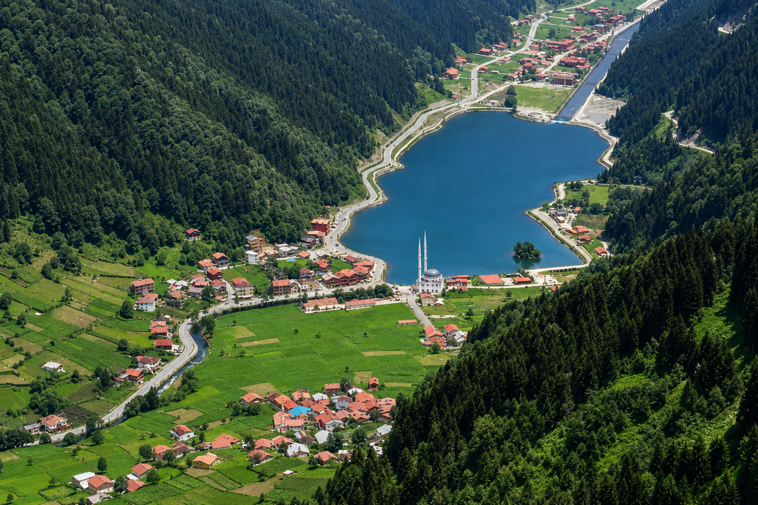 Uzungöl: Sisle Konuşan Dağların Arasında Bir Karadeniz Hatırası — Trabzon kültür rotası görseli