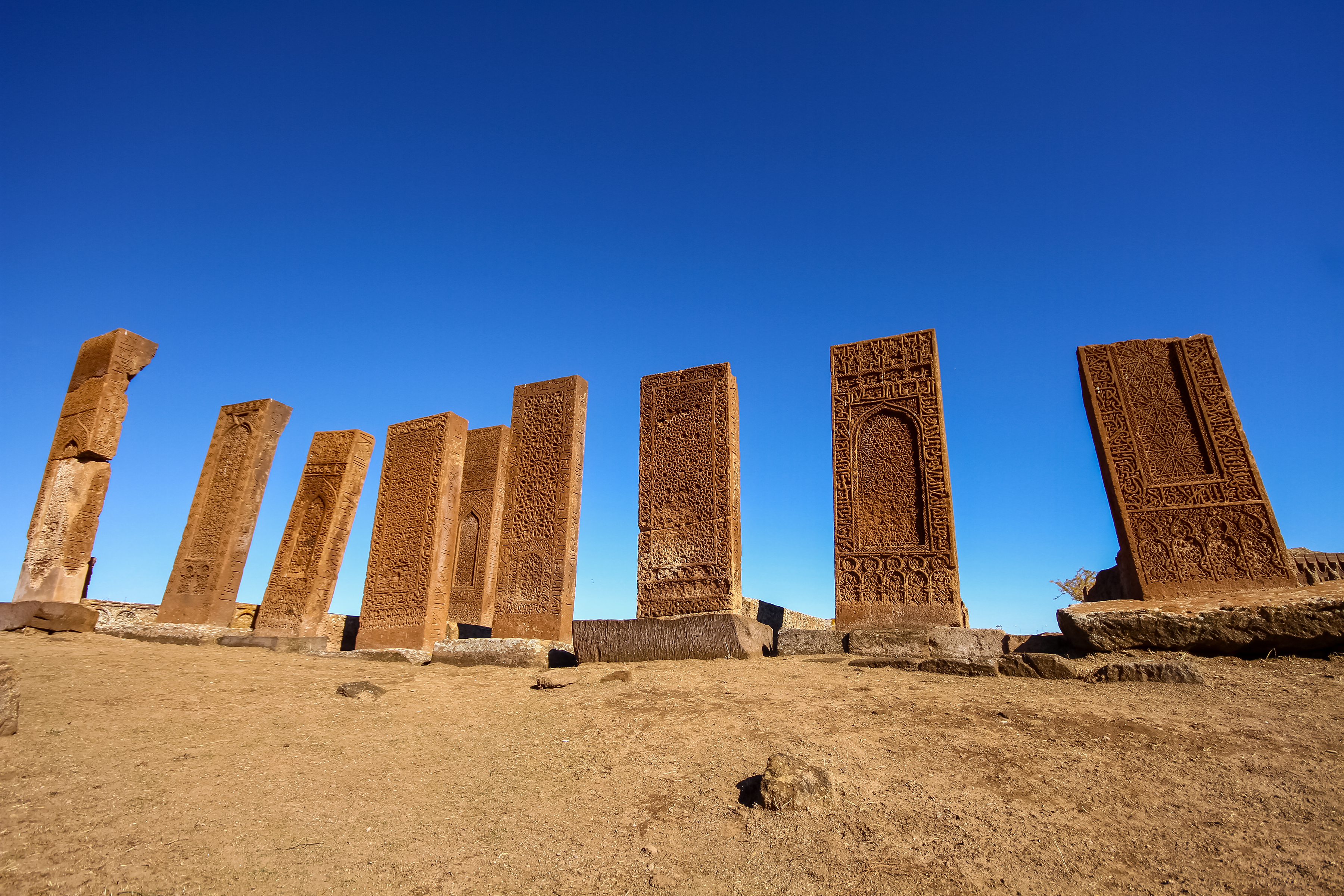Sel&ccedil;uklu Mezarlığı Taş İş&ccedil;iliğinin A&ccedil;ık Hava Arşivi
