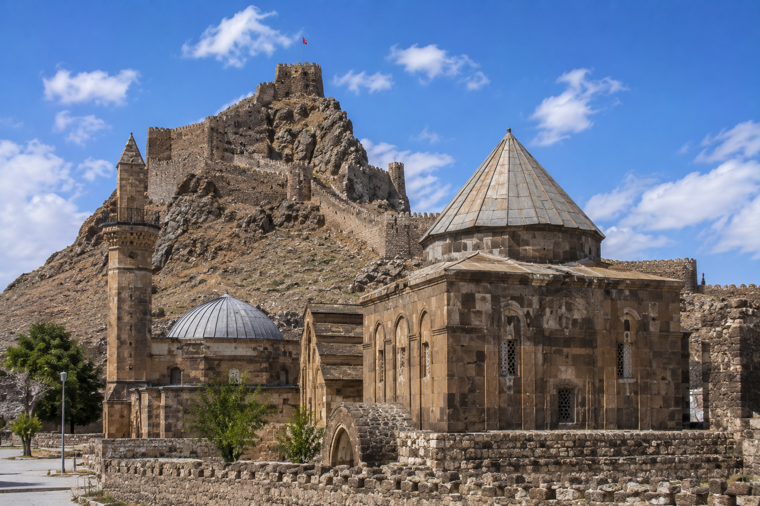 Üç Kilise ve Eski Bayezid: Ağrı’da Tarih İzleri — Ağrı kültür rotası görseli