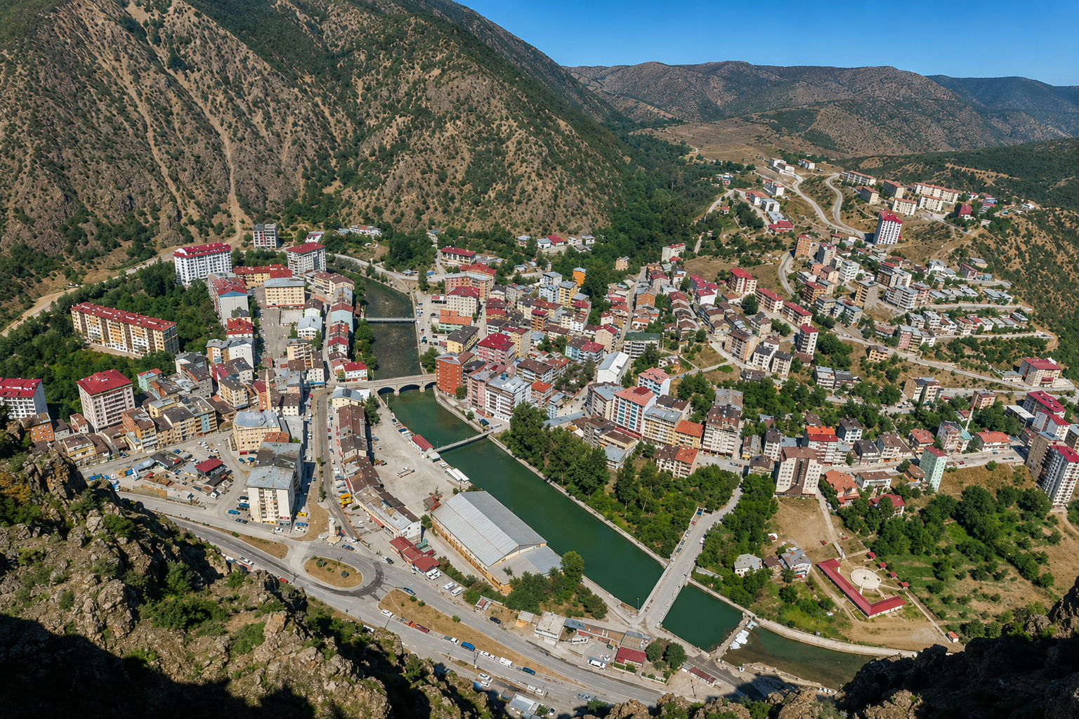 Gümüşhane şehir manzarası - Türkiye'nin nüfusu en az dördüncü ili