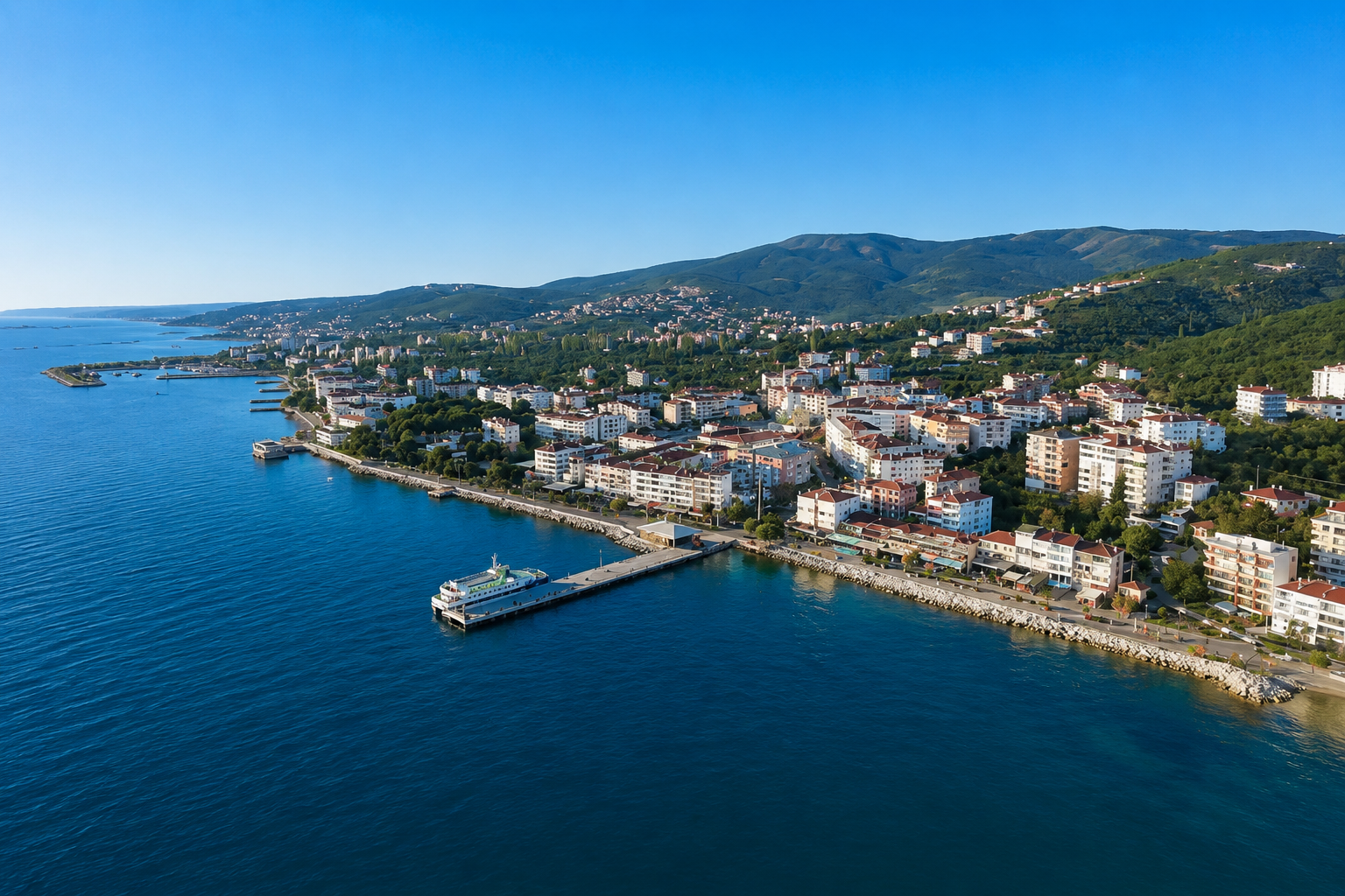 Yalova Marmara Denizi kıyısı